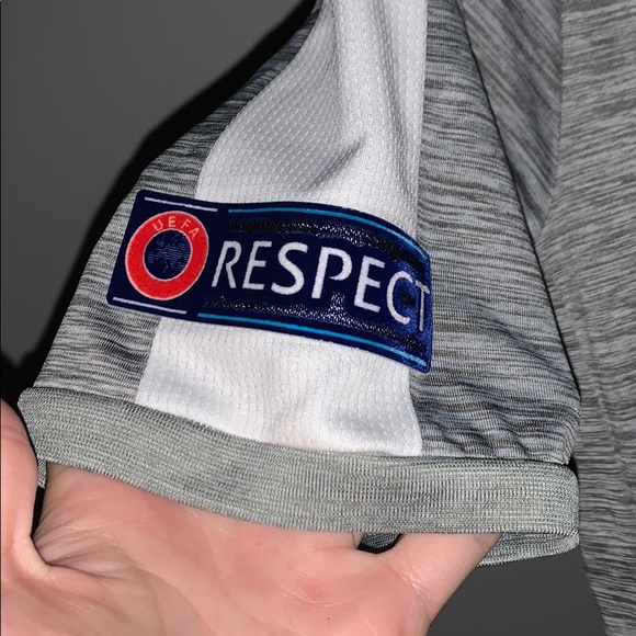 2017 Marco Reus Dortmund Home Kit! - Picture 6 of 7